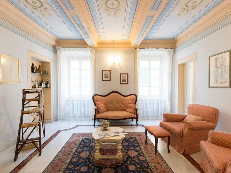 Casa Semi Indipendente in Vendita a Massa, 790'000€, 230 m², arredato