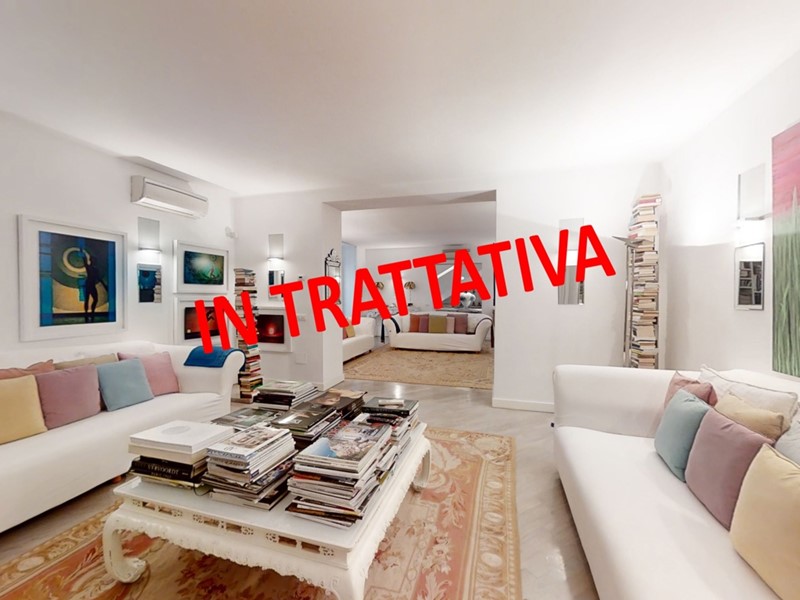 Appartamento in Vendita a Napoli, 1'300'000€, 240 m²