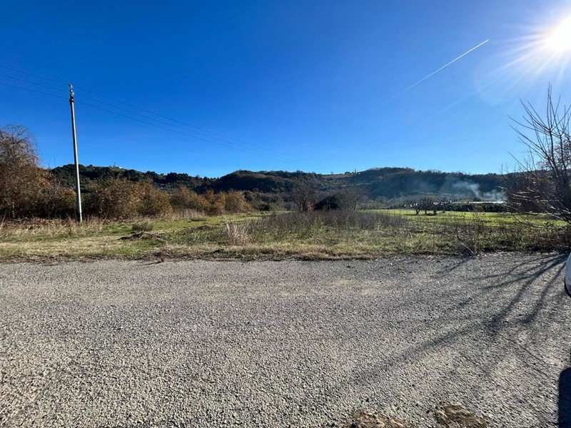 Terreno agricolo in Vendita a Torrevecchia Teatina, 50'000€, 2420 m²