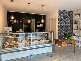 Attività commerciale in Vendita a Albignasego, 95'000€, 70 m²