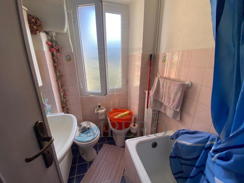 Appartamento in Vendita a Ventimiglia, zona Serro, 120'000€, 106 m²