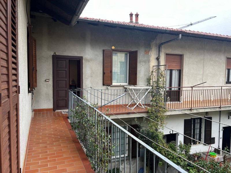 Casa Semi Indipendente in Vendita a Gorla Maggiore, 115'000€, 140 m²