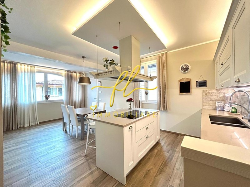 Appartamento in Vendita a Portoferraio, 650'000&euro;, 128 m², arredato