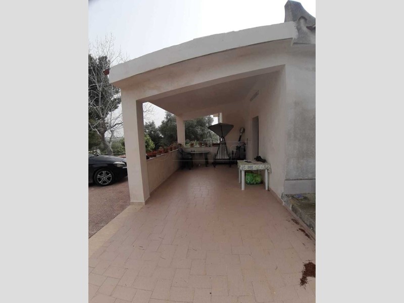 Villa in Vendita a Siracusa, 135'000&euro;, 141 m²