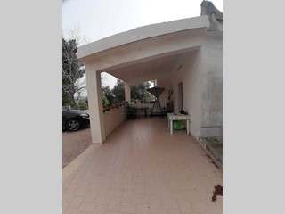 Villa in Vendita a Siracusa, 135'000&euro;, 141 m²