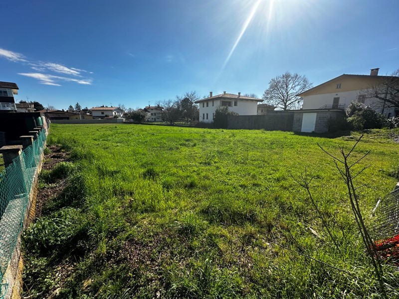 Terreno edificabile in Vendita a Cervignano del Friuli, zona Strassoldo, 95'000€, 1735 m²