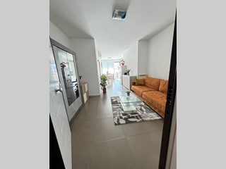 Quadrilocale in Affitto a Camaiore, zona Lido Di Camaiore, 4'500€, 80 m², arredato