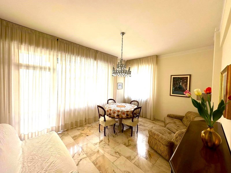 Appartamento in Affitto a Chiavari, zona Centro Levante, 550€, 85 m², arredato