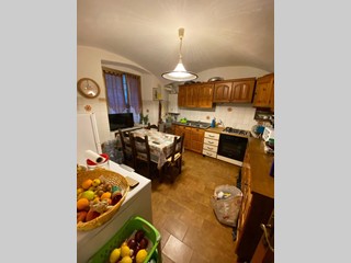 Casa Semi Indipendente in Vendita a Santo Stefano di Magra, 70'000€, 85 m²