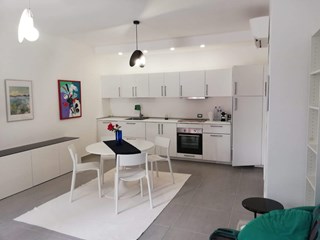 Bilocale in Affitto a Guidonia Montecelio, zona Parco Azzurro, 850€, 60 m², arredato