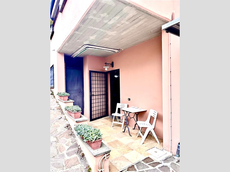 Loft in Affitto a Guidonia Montecelio, zona PARCO AZZURRO, 650€, 70 m², arredato