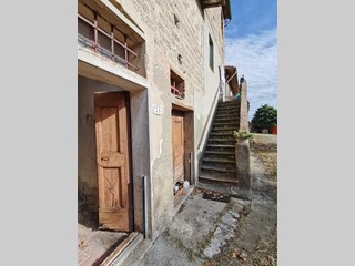 Casa di corte in Vendita a Capannoli, 160'000€, 535 m²