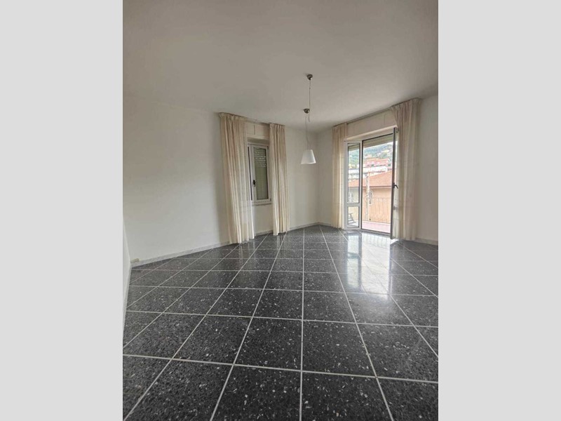Appartamento in Vendita a Lerici, 380'000&euro;, 120 m²