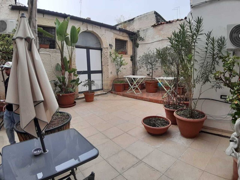 Casa Indipendente in Vendita a Siracusa, 215'000&euro;, 133 m²