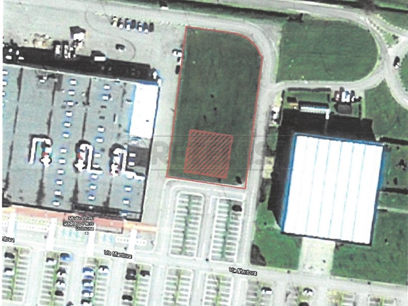 Terreno industriale in Vendita a Gadesco Pieve Delmona, 180'000&euro;, 1000 m²