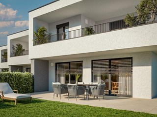 Villetta a schiera in Vendita a Salorno sulla strada del vino, zona Centro , 595'000€, 195 m²