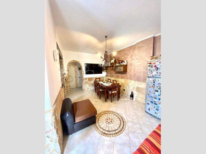 Casa Indipendente in Vendita a Tuglie, 110'000€, 125 m², arredato