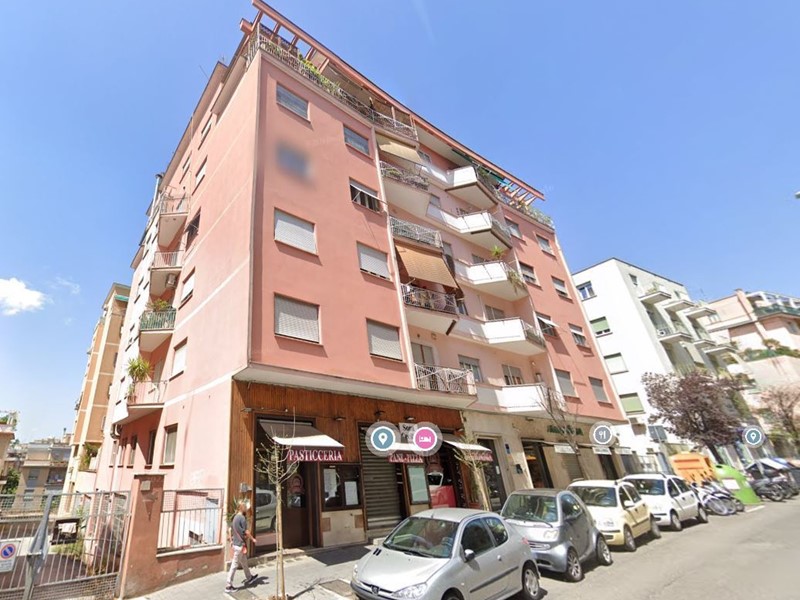 Bilocale in Vendita a Roma, 260'000€, 55 m²