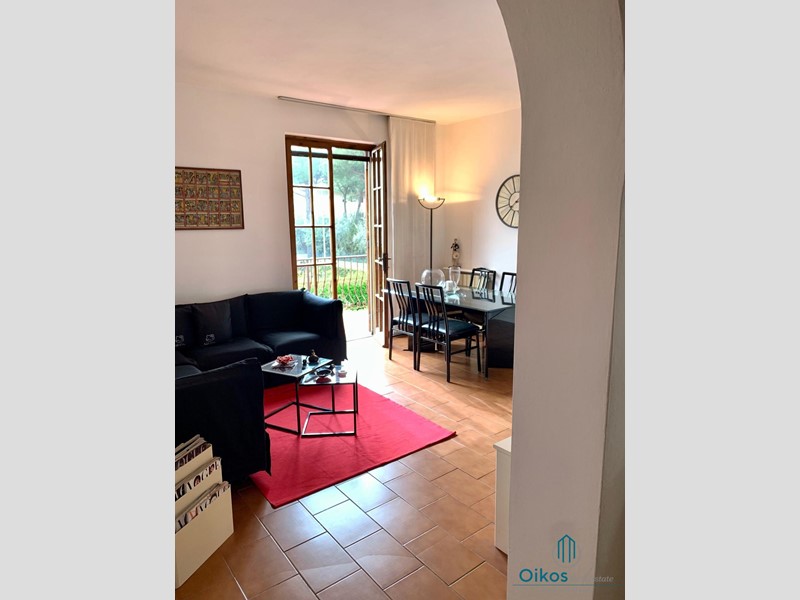 Appartamento in Affitto a Seravezza, zona Querceta, 12'000€, 55 m²