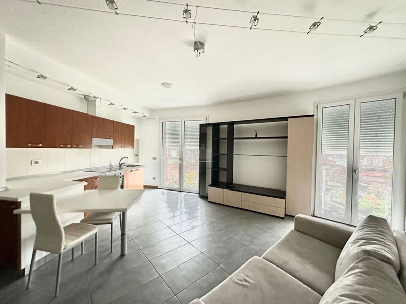 Appartamento in Vendita a Borgomanero, 180'000€, 65 m²