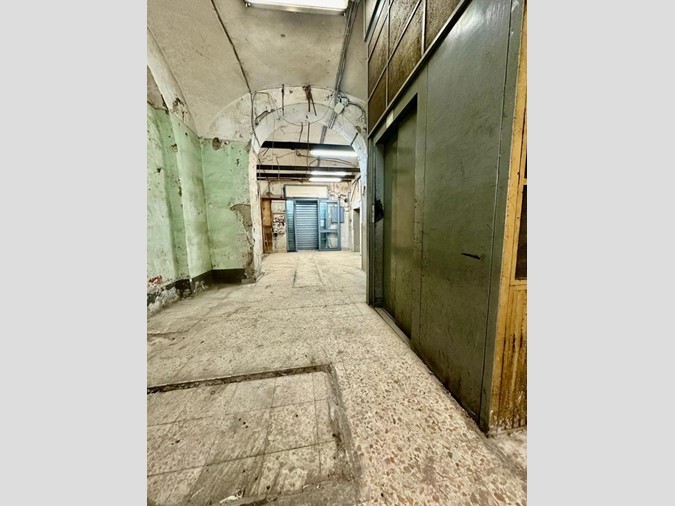 Negozio in Vendita a Napoli, 130'000€, 50 m²