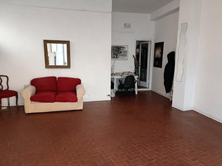 Negozio in Vendita a Carrara, 43'000€, 33 m²