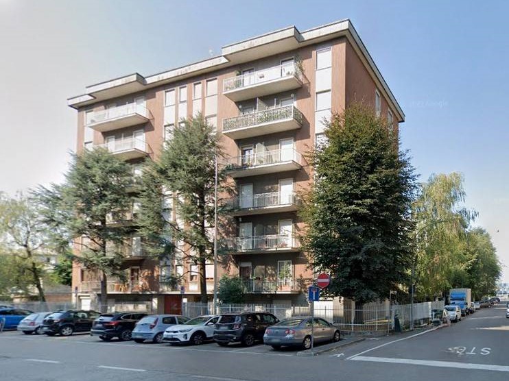 Ufficio in Vendita a Lainate, 150'000€, 130 m²