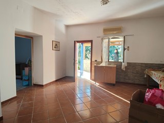 Casa Indipendente in Vendita a Sassari, 180'000€, 140 m²