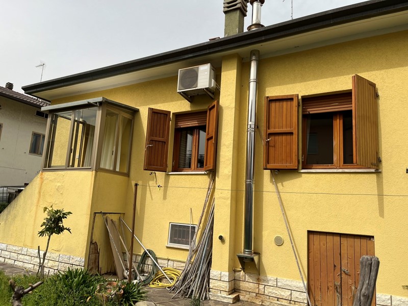 Casa Indipendente in Vendita a Riccione, 620'000€, 103 m², arredato, con Box