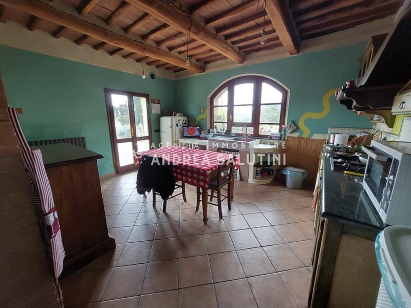 Casa Indipendente in Vendita a Montopoli in Val d'Arno, zona Marti, 350'000€, 150 m², arredato