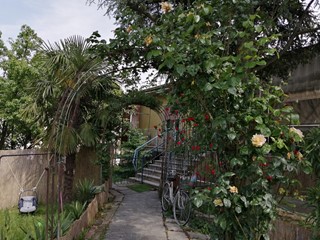 Casa Semi Indipendente in Vendita a Rovescala, 108'000€, 195 m²