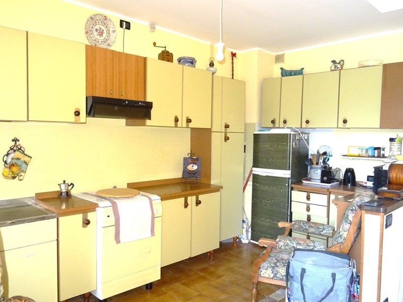 Bilocale in Vendita a Trecastelli, zona Castelcolonna, 90'000€, 68 m², arredato, con Box