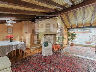 Appartamento in Vendita a Brescia, zona Zona Centro, 730'000€, 253 m², con Box