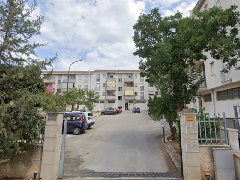 Appartamento in Vendita a Vittoria, zona Agenzia delle Entrate, 130'000€, 120 m²