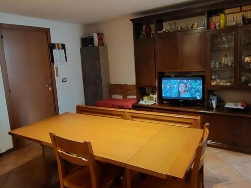 Casa Indipendente in Vendita a Capraia e Limite, 355'000€, 150 m²