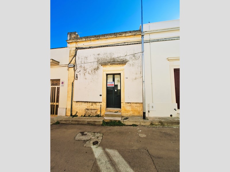 Casa Indipendente in Vendita a Caprarica di Lecce, 55'000€