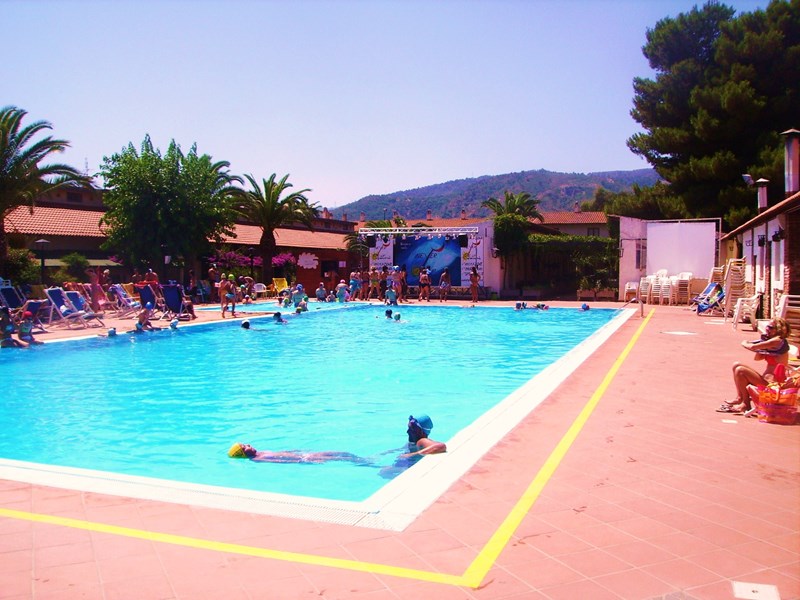 Bilocale in Affitto a Oliveri, zona La Tonnara mare, 600€, 40 m², arredato