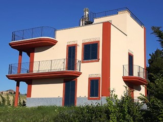 Quadrilocale in Vendita a Offida, 129'000€, 135 m²