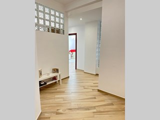 Quadrilocale in Vendita a Trani, zona Petronelli semicentro, 200'000€, 123 m², arredato