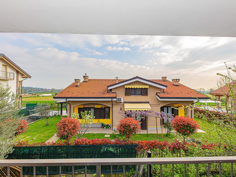 Villa in Vendita a Pianezza, 395'000€, 250 m²