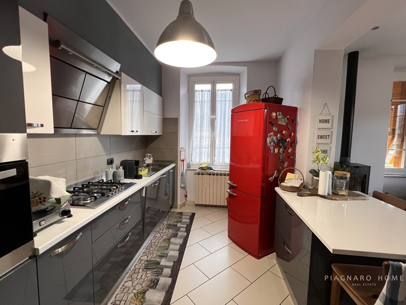 Quadrilocale in Vendita a Pontremoli, 88'000€, 90 m²