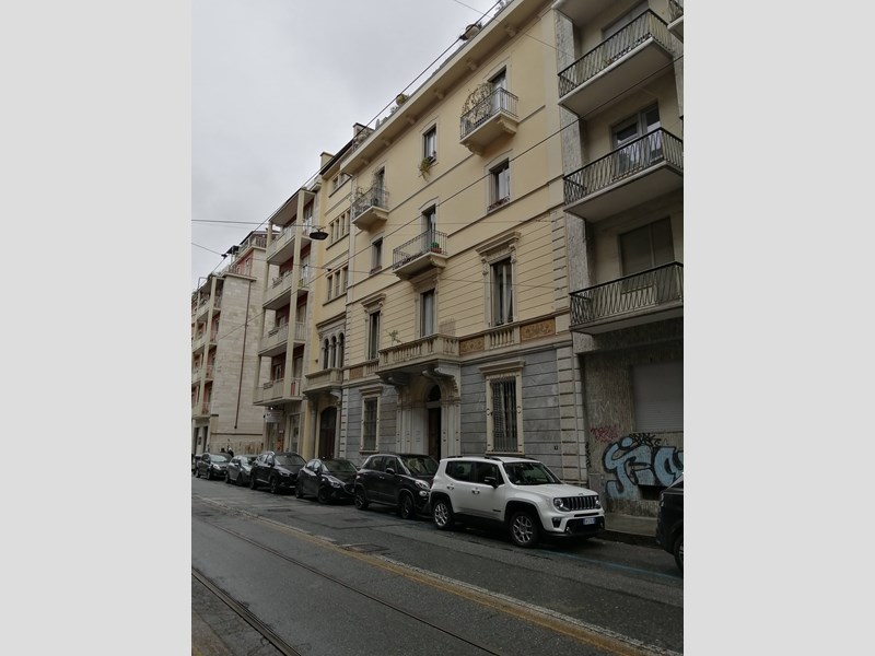 Appartamento in Vendita a Torino, zona Vanchiglia , 530'000€, 201 m²