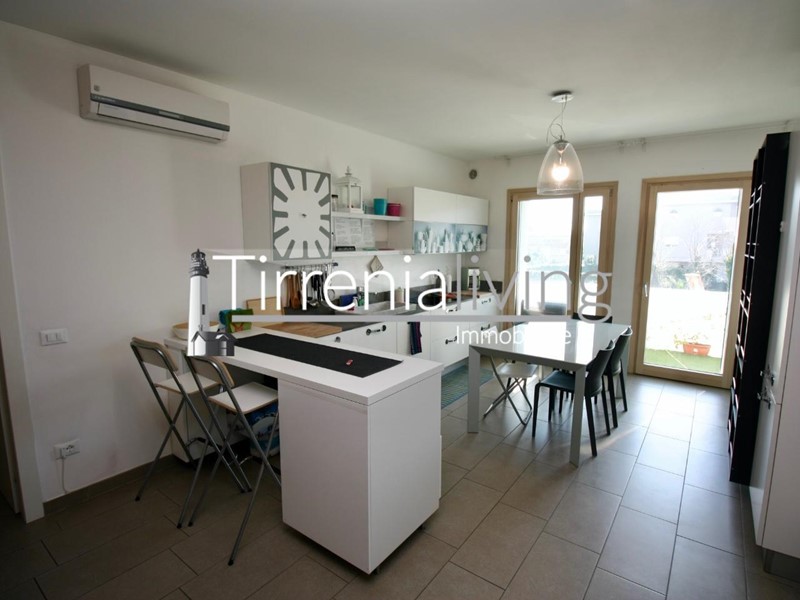 Appartamento in Affitto a Pisa, zona Calambrone, 110 m², arredato