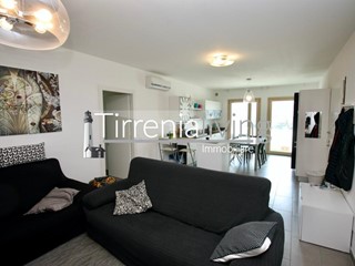 Appartamento in Affitto a Pisa, zona Calambrone, 110 m², arredato