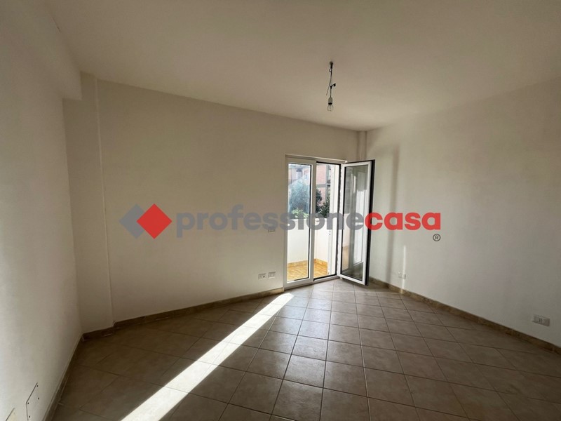 Trilocale in Vendita a Pomezia, zona Torvaianica, 125'000€, 80 m²