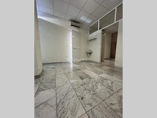 Ufficio in Affitto a Senigallia, zona Centro, 600€, 55 m²