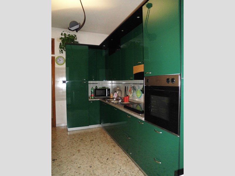 Trilocale in Vendita a Pescara, zona Porta Nuova, 250'000&euro;, 124 m², arredato