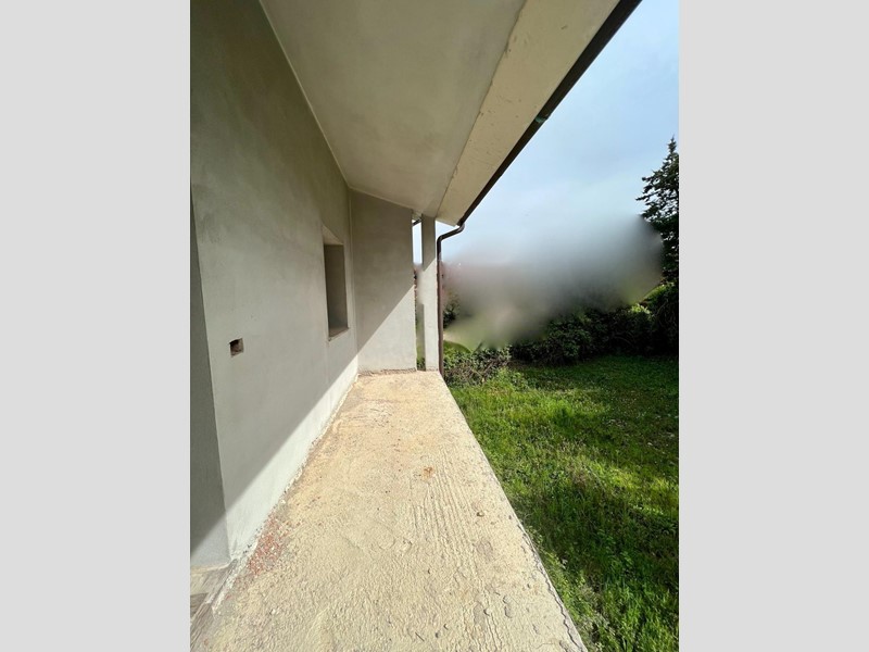 Appartamento in Vendita a Casciana Terme Lari, zona Lari, 135'000€, 115 m², con Box