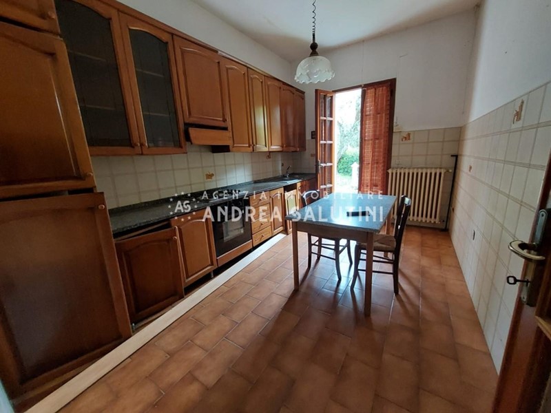Casa Indipendente in Vendita a Montopoli in Val d'Arno, zona Marti, 225'000€, 100 m², con Box