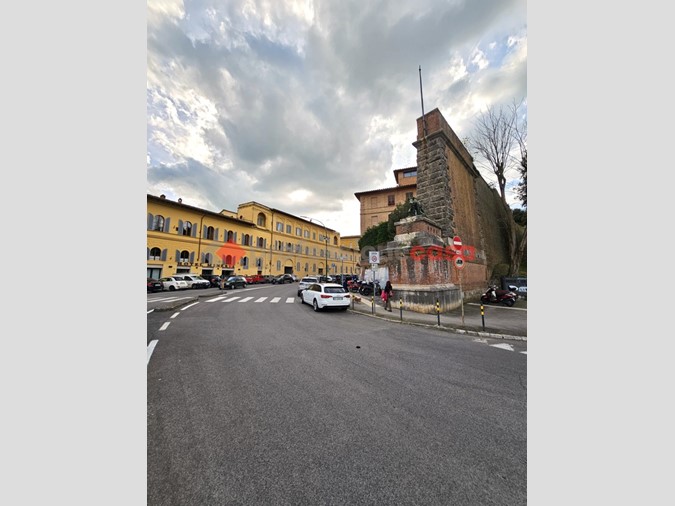 Appartamento in Vendita a Siena, 550'000€, 170 m²